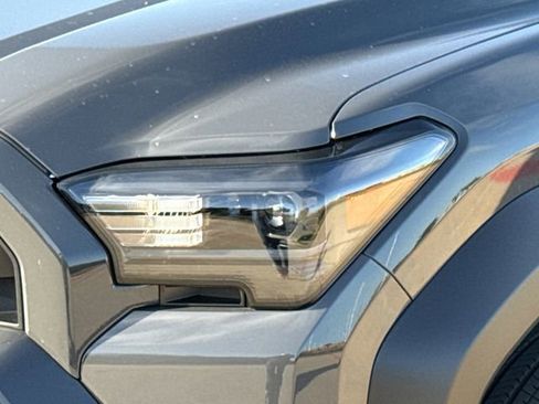 Used 2025 Toyota 4Runner SR5 image 4