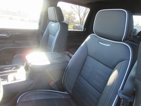 New 2026 GMC Sierra 2500 AT4X image 14