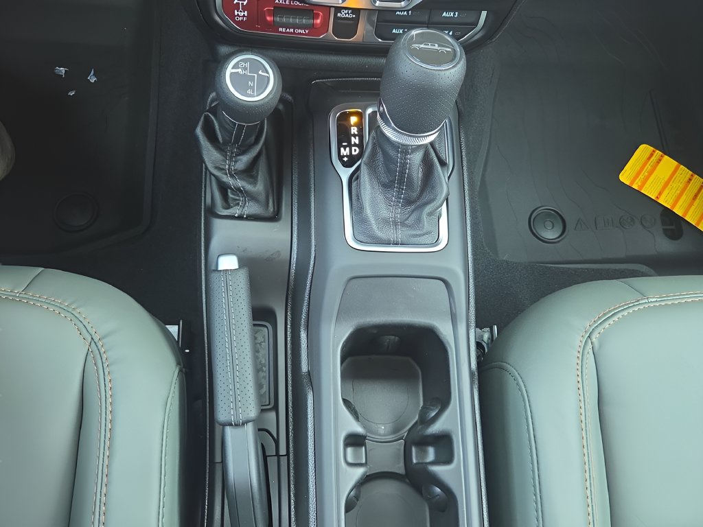 New 2026 Jeep Gladiator Mojave AWD/4WD image 15