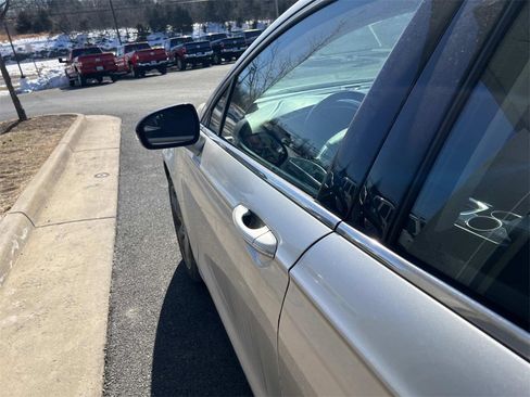 Used 2013 Ford Fusion SE image 20