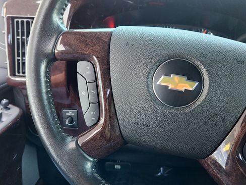Used 2021 Chevrolet Express 3500 LS w/ Chrome Appearance Package RWD image 45