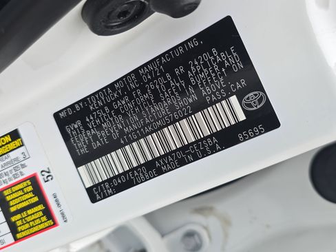 Used 2021 Toyota Camry SE image 37