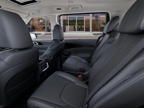 New 2026 Kia Carnival SX Prestige FWD image 18