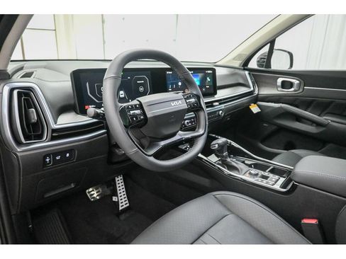 New 2026 Kia Sorento AWD image 17