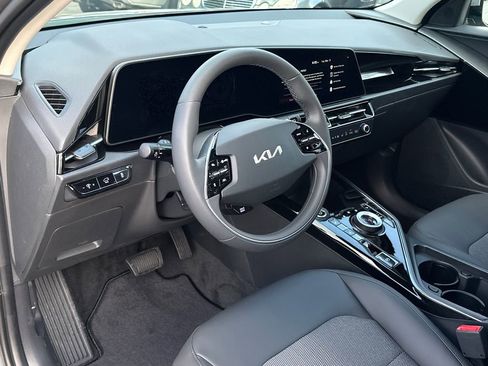 New 2026 Kia Niro Wind FWD image 20