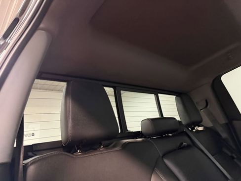 Used 2020 GMC Sierra 1500 SLT image 15