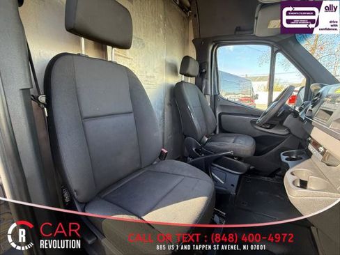 Used 2019 Mercedes-Benz Sprinter 170 image 32