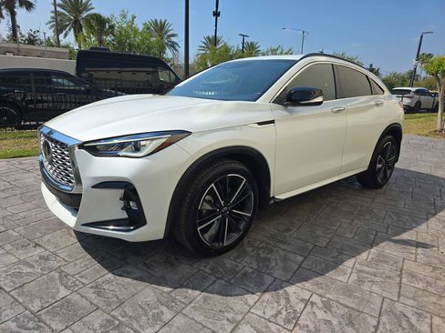 Used 2025 INFINITI QX55 Luxe w/ Cargo Package image 8
