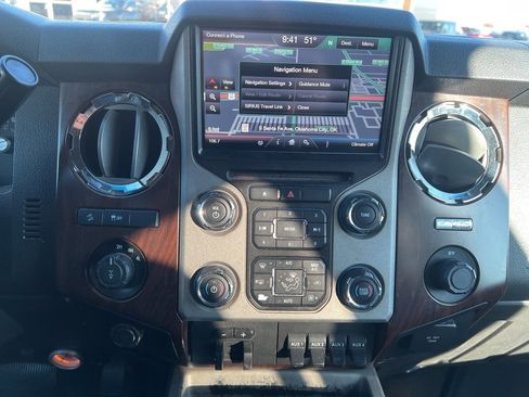 Used 2013 Ford F250 Lariat w/ Lariat Ultimate Pkg image 9