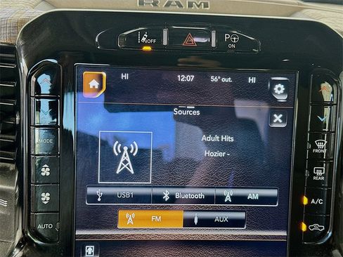 Used 2020 RAM 1500 Limited image 15