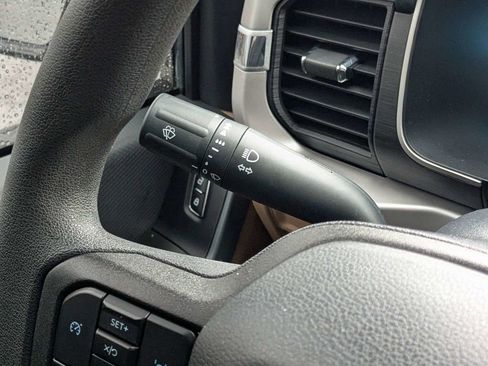 Used 2023 Ford F150 XLT AWD/4WD image 25