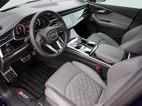 Used 2024 Audi SQ7 Prestige w/ Prestige Package image 13
