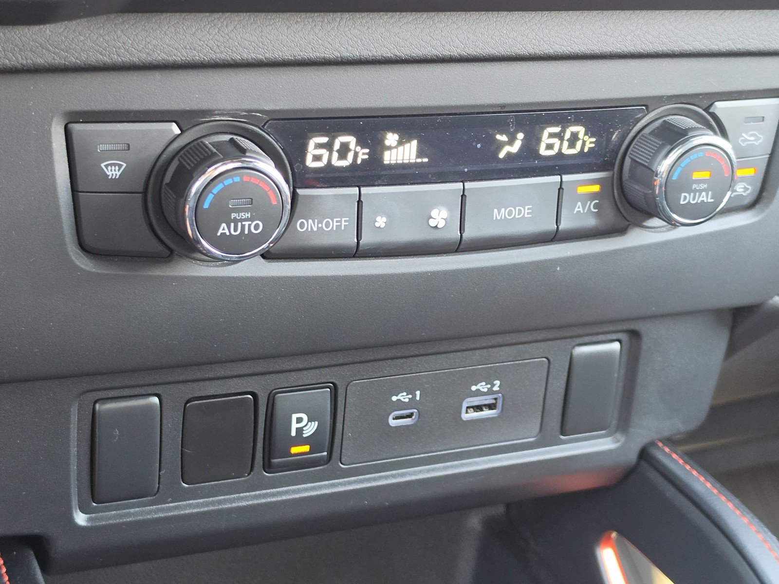 Used 2025 Nissan Frontier PRO-4X w/ Interior Protection Package AWD/4WD image 26