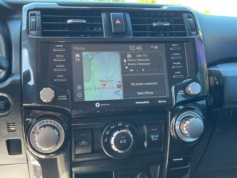 Used 2021 Toyota 4Runner TRD Off-Road Premium AWD/4WD image 14