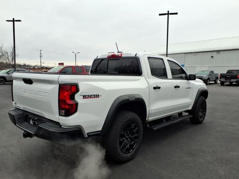 Used 2024 Chevrolet Colorado Trail Boss w/ Technology Package image 7