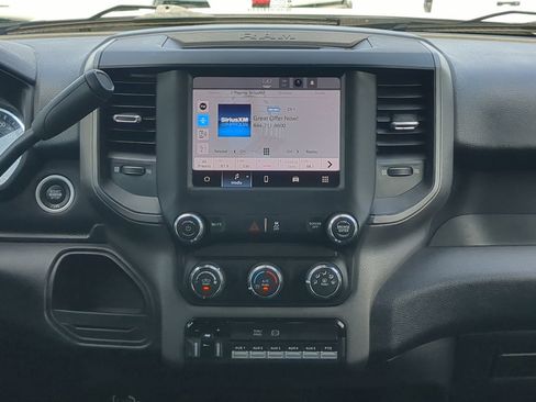 Used 2022 RAM 5500 Tradesman w/ Chrome Appearance Group image 16