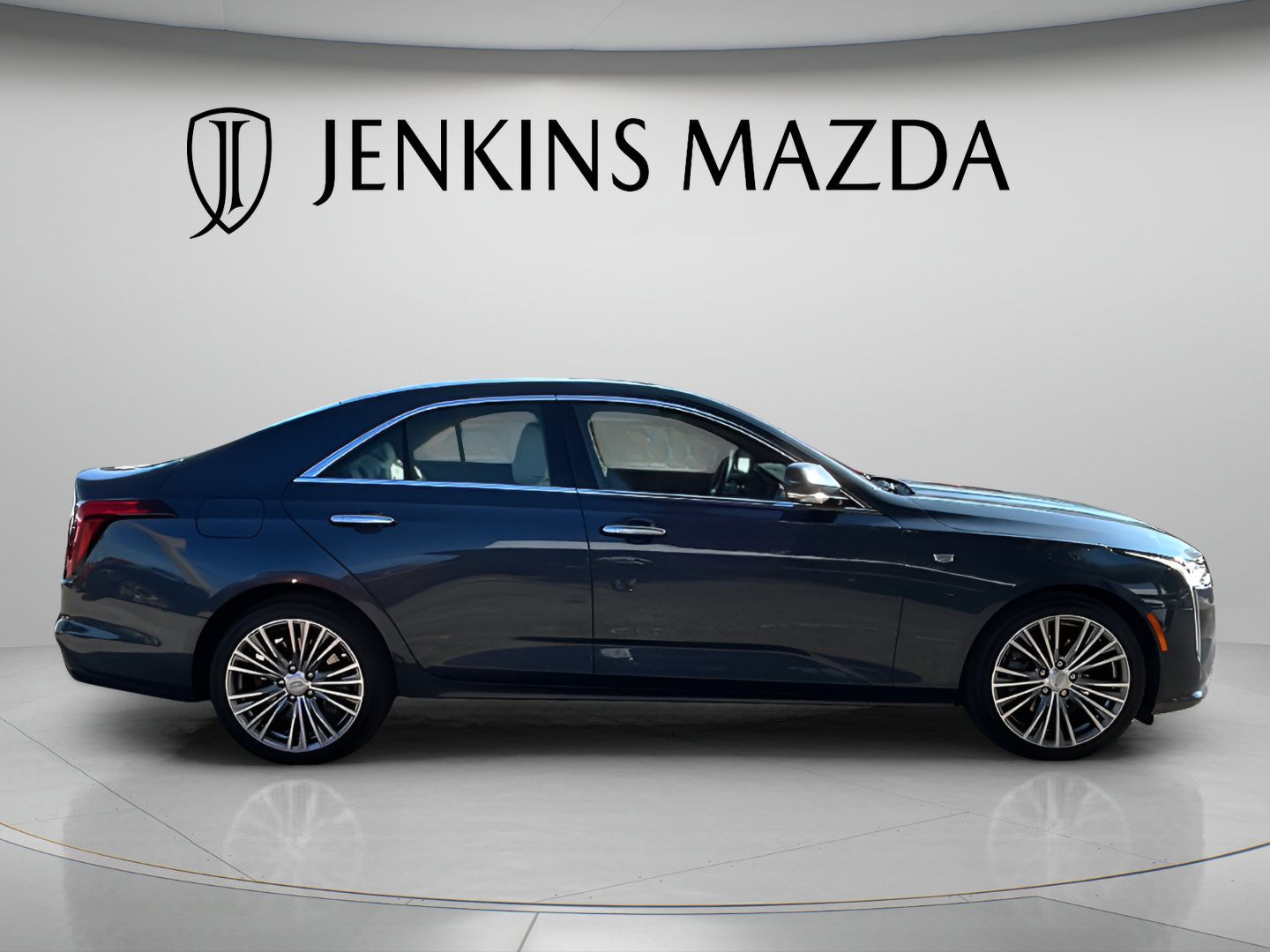 Used 2025 Cadillac CT4 Premium Luxury RWD image 9