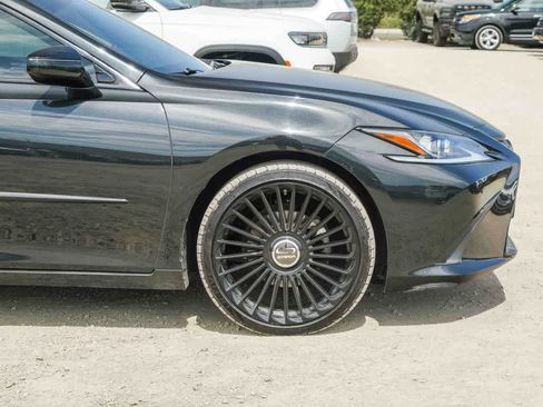 Used 2022 Lexus ES 350 w/ Premium Package FWD image 8