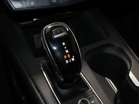 Used 2021 Cadillac XT4 Sport FWD image 39