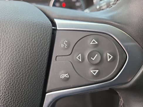 Used 2023 Chevrolet Traverse LT w/ LPO, Floor Liner Package image 33