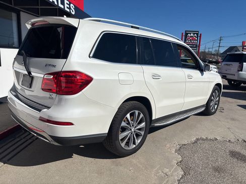 Used 2016 Mercedes-Benz GL 320 BlueTEC 4MATIC image 4