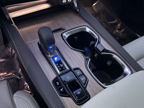 New 2026 Lexus RX 450h AWD image 24