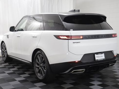 Certified 2026 Land Rover Range Rover Sport SE AWD/4WD image 15