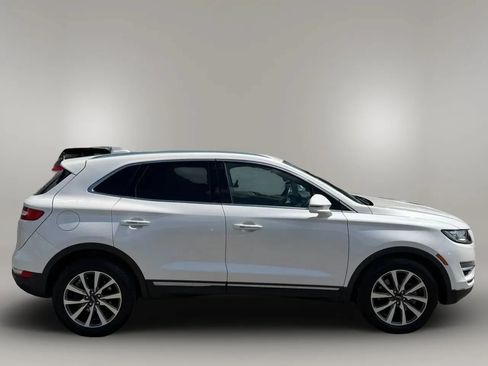 Used 2019 Lincoln MKC Reserve w/ MKC Climate Package AWD/4WD image 9