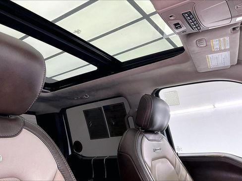 Used 2019 Ford F250 Limited image 24