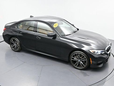Used 2022 BMW 330i xDrive Sedan w/ M Sport Package AWD/4WD image 42