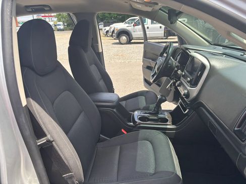 Used 2015 GMC Canyon SLE w/ SLE Convenience Package RWD image 3
