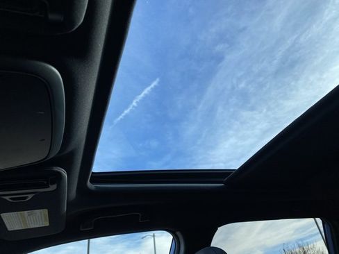 New 2025 Subaru Forester Limited image 25