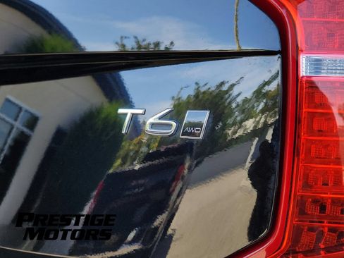 Used 2020 Volvo XC90 T6 Momentum AWD/4WD image 13