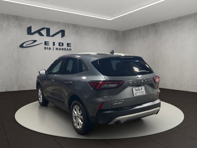 Used 2024 Ford Escape Active AWD/4WD image 8