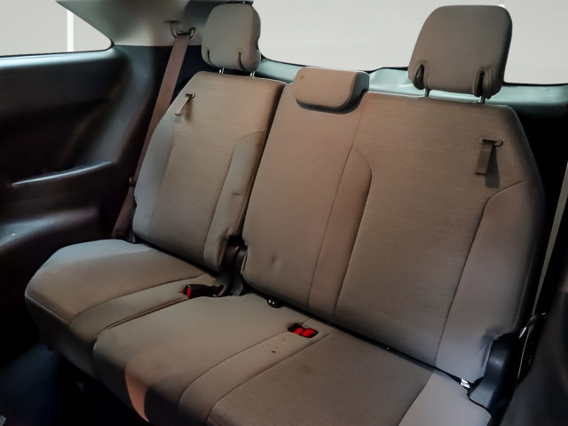 Certified 2025 Toyota Sienna LE FWD image 12