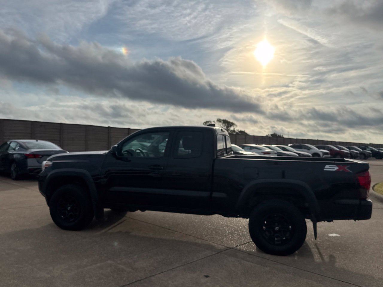 Used 2021 Toyota Tacoma SR w/ SX Package AWD/4WD image 15