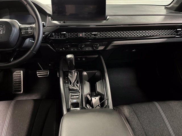 Certified 2025 Honda Accord Sport image 21