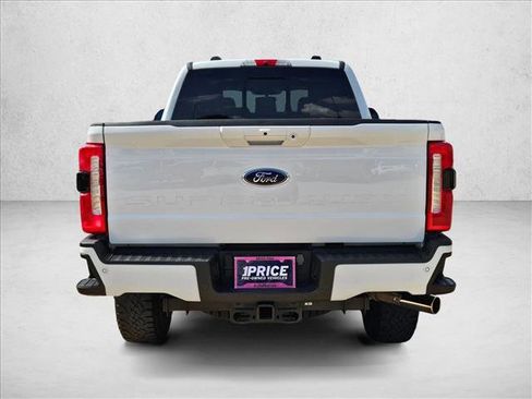 Used 2024 Ford F250 Lariat w/ Lariat Ultimate Package AWD/4WD image 5