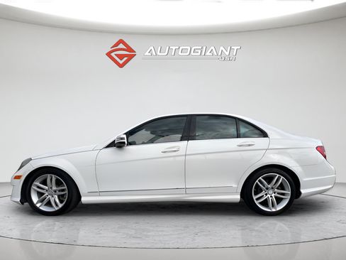 Used 2014 Mercedes-Benz C 250 Sedan image 3