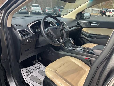 Certified 2017 Ford Edge SEL w/ Equipment Group 201A image 13