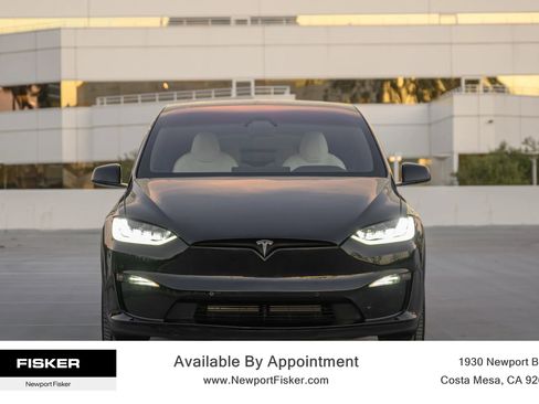 Used 2022 Tesla Model X Plaid image 10