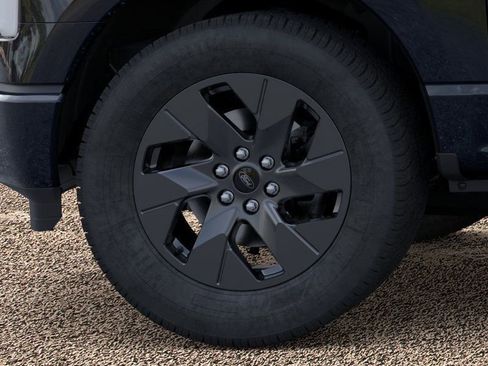 Used 2025 Ford F150 Lightning Flash image 19