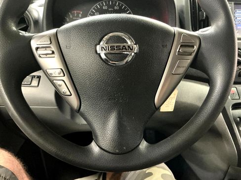 Used 2021 Nissan NV200 SV w/ Back Door Glass Package image 18