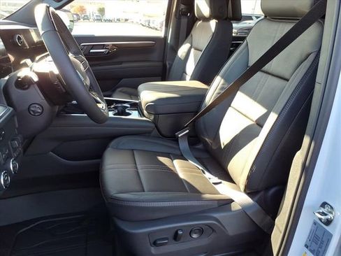 New 2026 Chevrolet Tahoe High Country AWD/4WD image 7