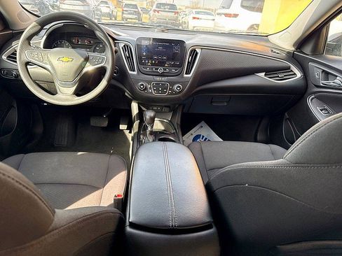 Used 2023 Chevrolet Malibu LT FWD image 10