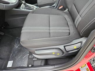 New 2026 Hyundai Venue SEL video 4