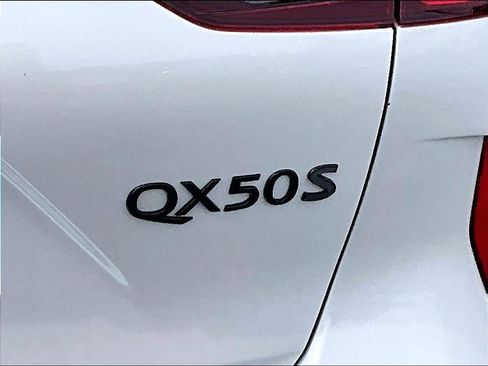Used 2024 INFINITI QX50 Sport AWD/4WD image 29