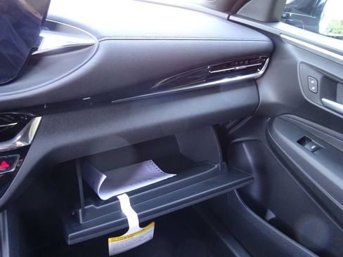 New 2026 Buick Envista Sport Touring w/ Convenience I Package FWD image 26