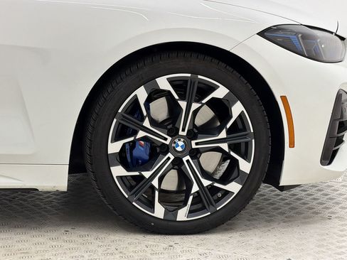 Used 2025 BMW 430i xDrive Coupe w/ M Sport Package AWD/4WD image 13
