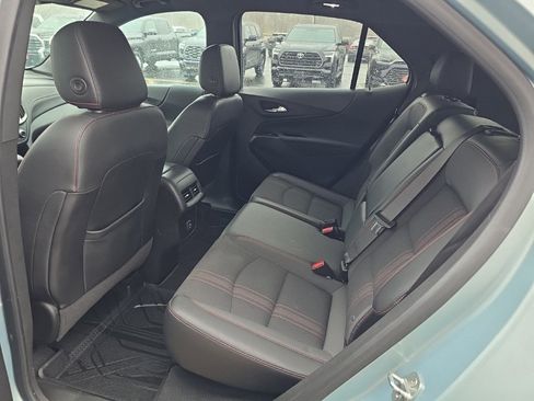 Used 2022 Chevrolet Equinox RS w/ LPO, Floor Liner Package image 12